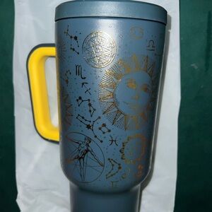 NEW Meoky 32 oz Tumbler w/handle 100% Leak Proof, FIT Car Cup Holder (Tarot)
